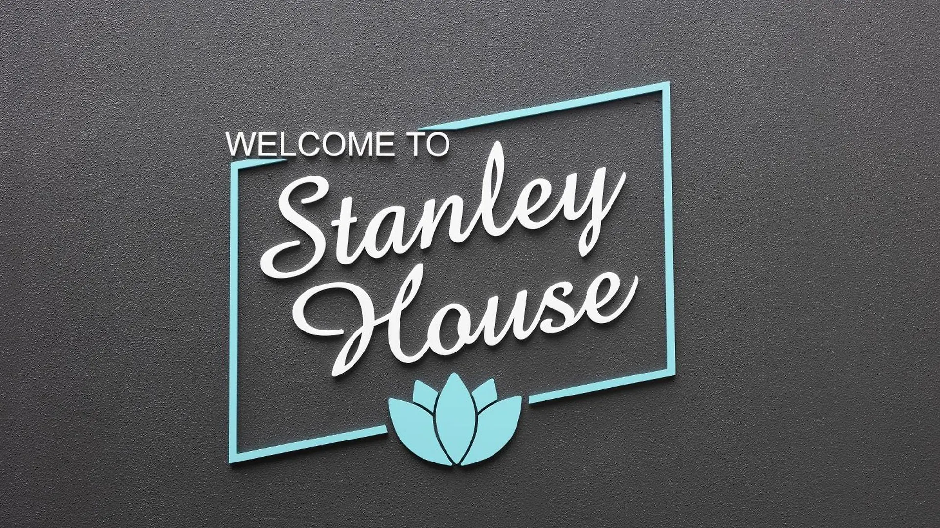 Stanley House -Lakeside Luxury For 10 Perfect For Wedding Groups And Guests Booroobin