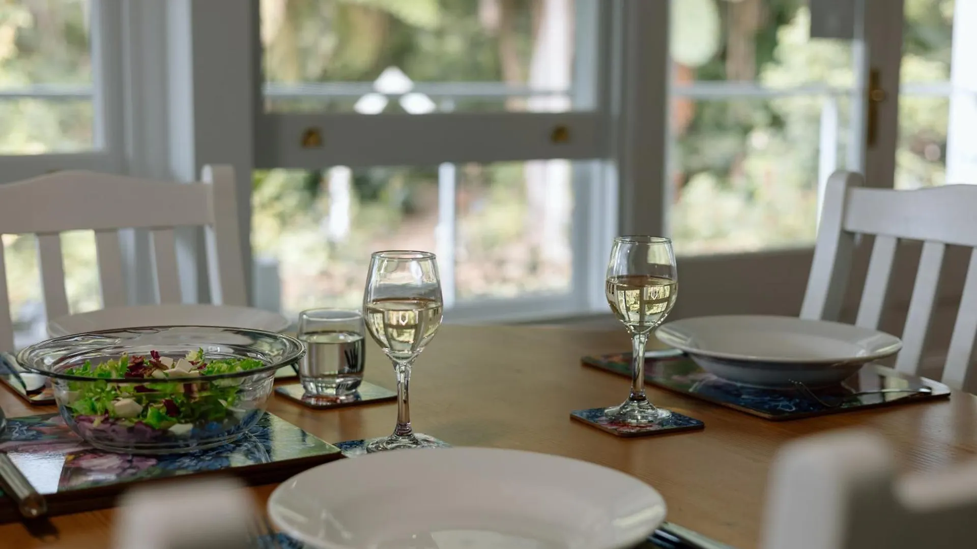 Holiday home Stanley House -Lakeside Luxury For 10 Perfect For Wedding Groups And Guests Booroobin